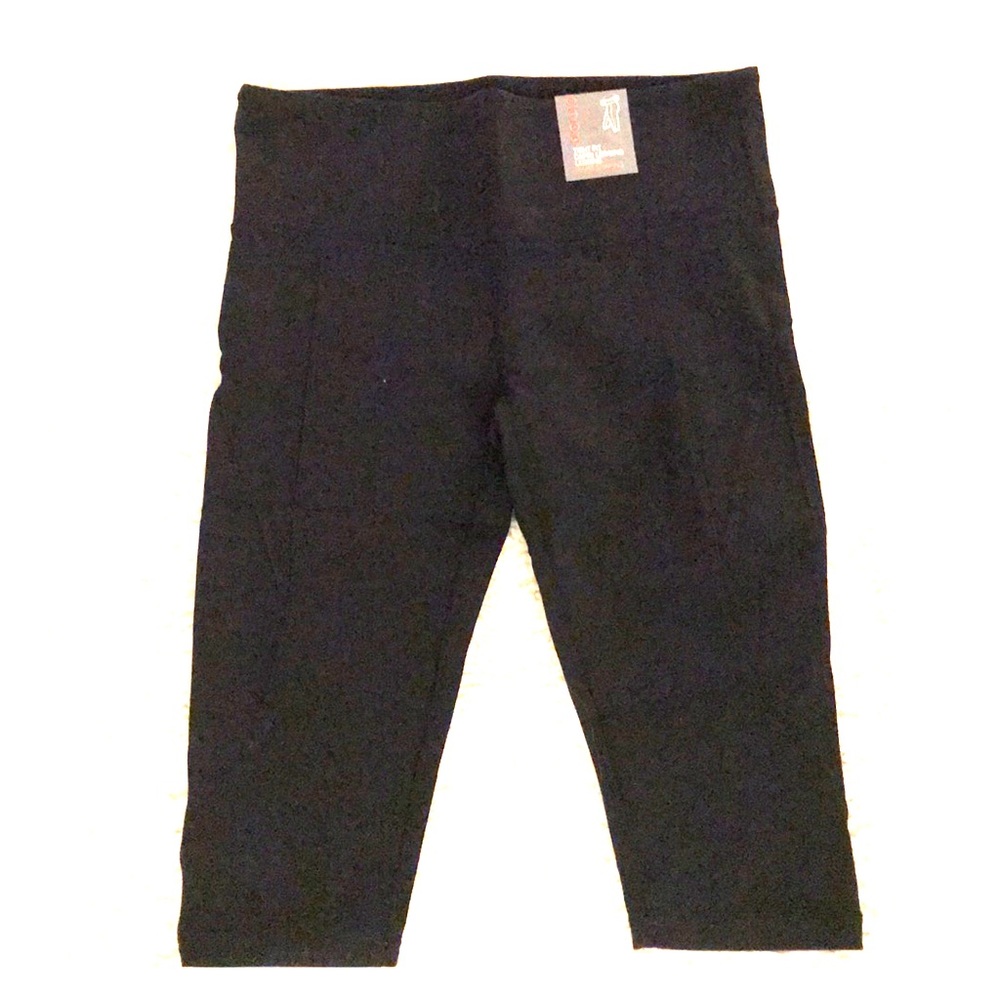 Black workout leggings. NEVER WORN!